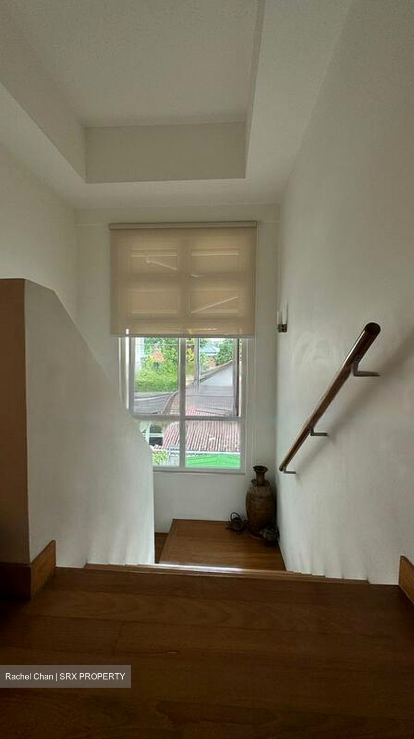 Saint Patrick's Road (D15), Detached #458554351
